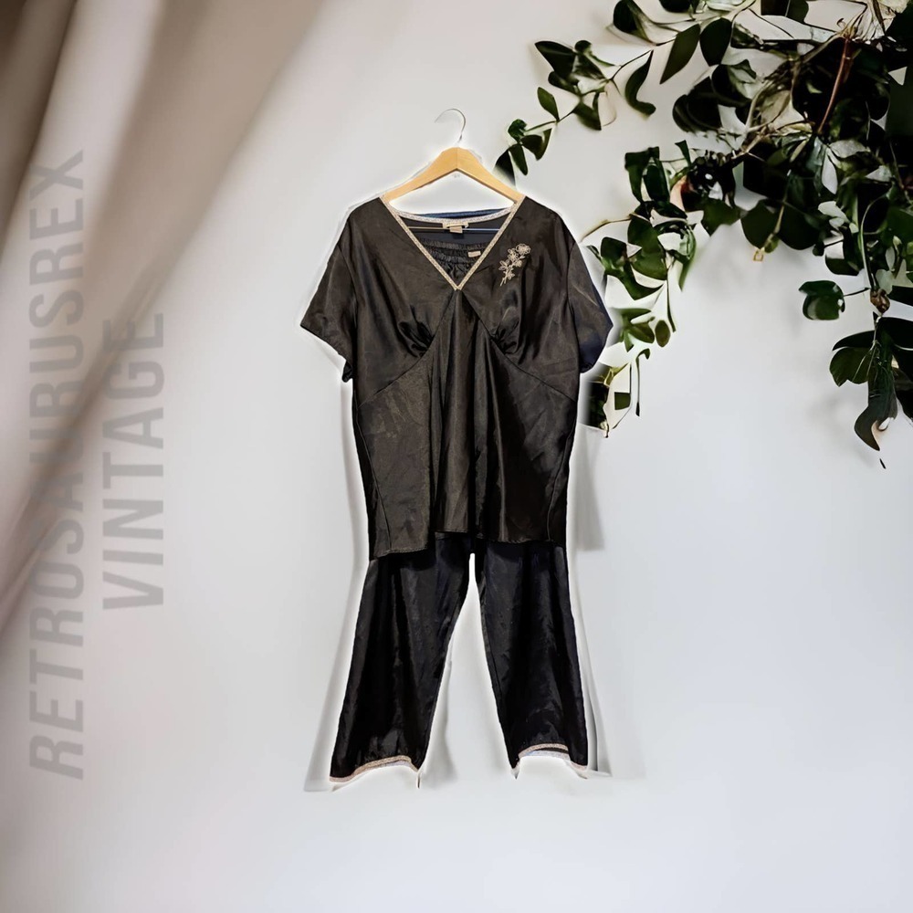 Vintage Pajamas - Picture 5 of 6